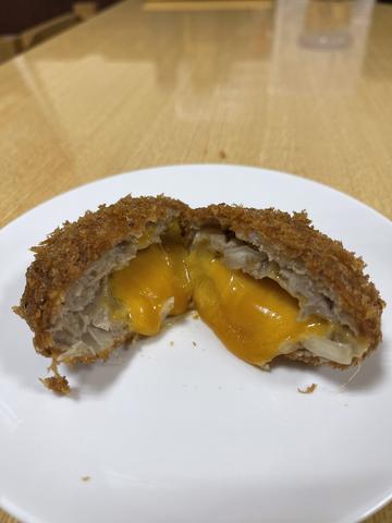 チーズメンチカツ