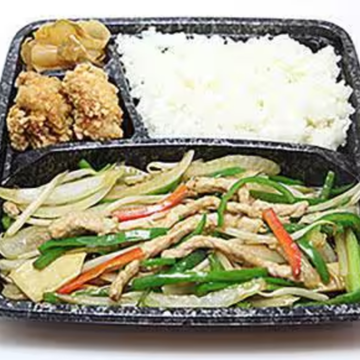 チンジャオロース唐揚弁当