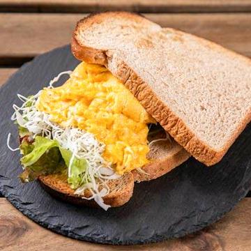 ベーコンエッグホットサンド Bacon ＆ Egg Hot Sandwich