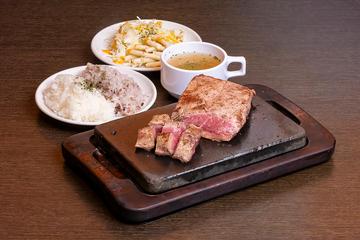 赤身ステーキ 300g【店頭価格にて販売開始!】