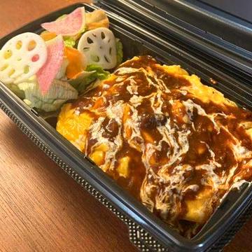 おすすめ！特製デミグラスの半熟とろ～りオムライス