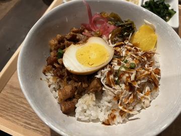 チーロールーローハン