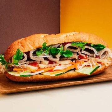 牛ハムスペシャルバインミー Beef Ham Special Banh Mi
