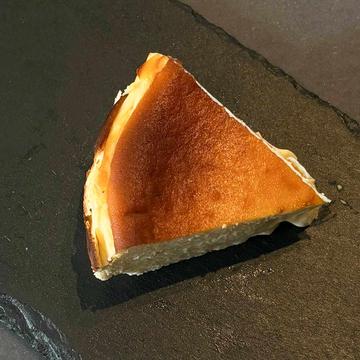 バスクチーズケーキ
