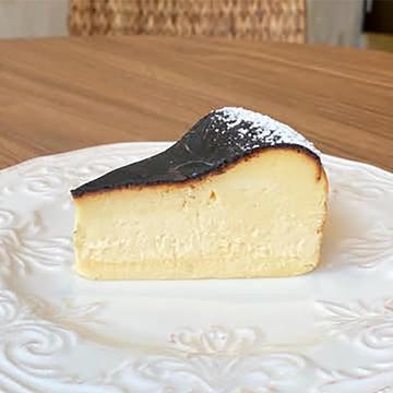 バスクチーズケーキ