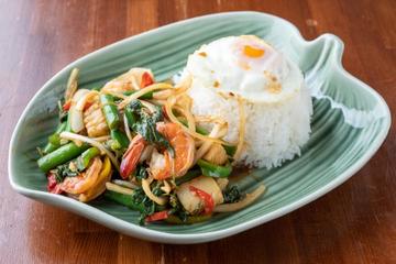 3.海老とイカのガパオライス GAPRAO SEAFOOD RICE