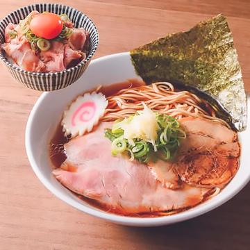 熟成醤油の生姜中華そば + 炙りレアチャーシュー丼セット