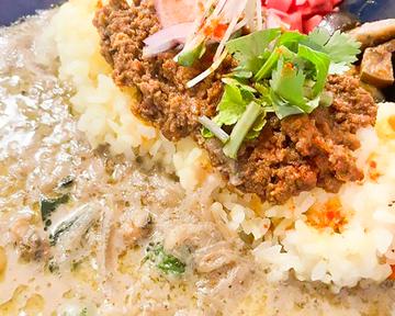 キーマカレーと海鮮グリーンカレーの2種盛り