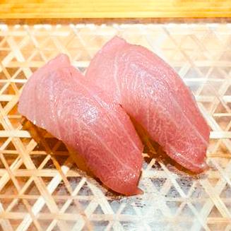 本マグロ 中トロ 2貫