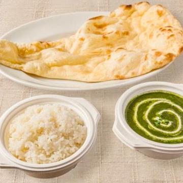 ほうれん草チキンカレー