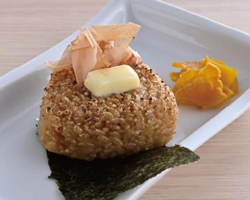 焼おにぎり(おかかバター1個)