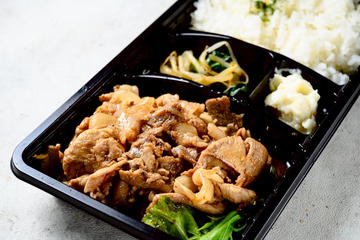 自家製ダレの豚の生姜焼き弁当
