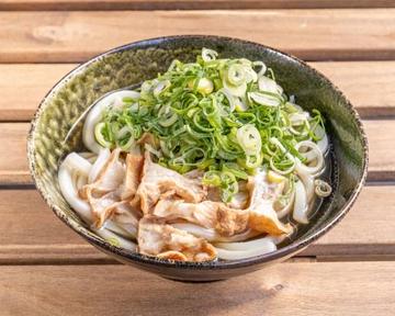 極みネギだくかすうどん KIWAMI Fried Beef Offal Udon Noodles with Spring Onions