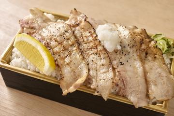 国産豚バラの塩ダレ弁当