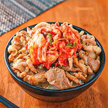 キムチにんにく醤油豚丼並(お肉200g) Garlic Soy Sauce Pork Rice Bowl with Kimchi (M, 200g Meat)