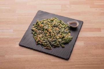 ニラチヂミ Chinese Chive Korean Pancake