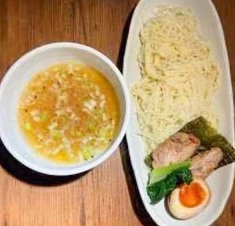つけ麺(醤油味)