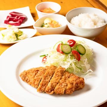 とんかつ弁当