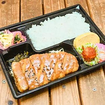 とんかつ弁当