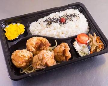 唐揚げ弁当(もも4個)