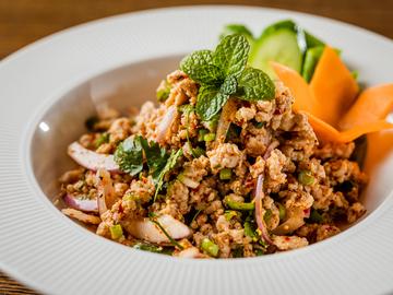33 ラープムー(豚ひき肉とハーブのサラダ)