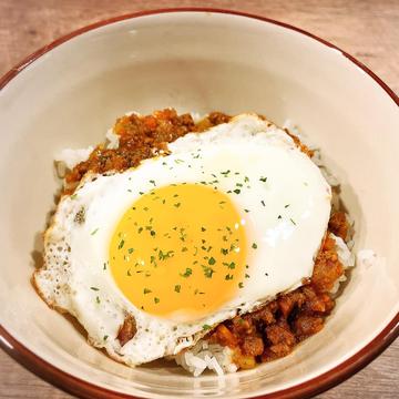 ガパオライス Gapao rice(Thai stir fried minced pork with basil)