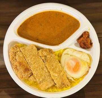 キーマカツカレー弁当