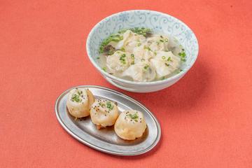 焼小籠包3個+特製スープワンタン(6個)