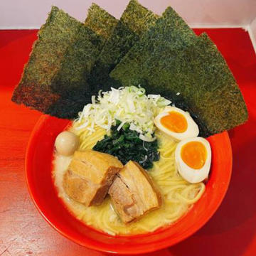 【当店人気No.1！】 赤盛りラーメン