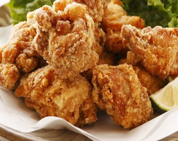鶏のから揚げ