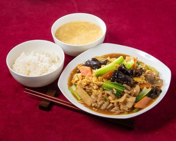 豚肉と木耳の玉子炒め定食