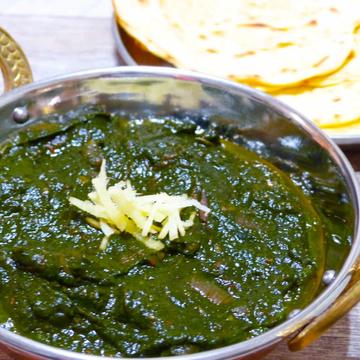 マトンほうれん草カレー Saag Mutton curry