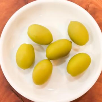 グリーンオリーブ