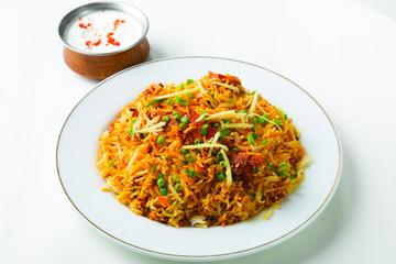バスマティビリヤニとライタ Basmati Biryani with Raita