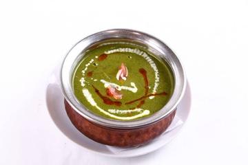 Chicken spinach チキンほうれん草カレー