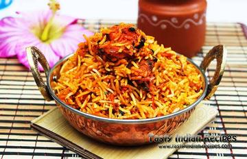 Chicken Briyani (チキンビリヤニ)