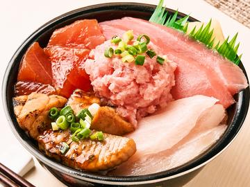 まぐロック丼 (146) Tuna Variety Rice Bowl
