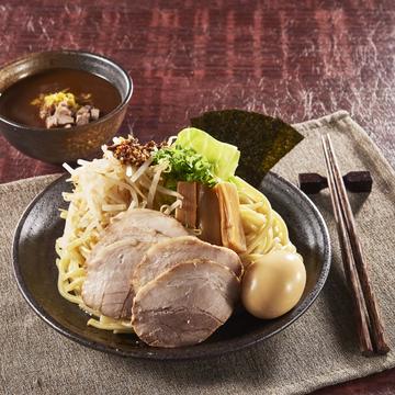 麺500g！！魚介豚骨の極太つけ麺【チャーシュー5枚・味玉】