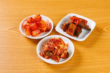 キムチ3種セット Kimchi 3-Flavor Set