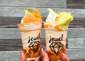 Jewel クレープ・アイス専門店