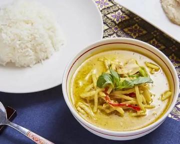 グリーンカレー(ご飯とセット) Green Curry (Set with Rice)