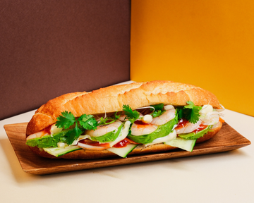 えびアボカドバインミー Shrimp Avocado Banh Mi