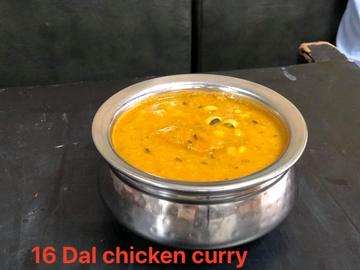 ダールチキンカレー(サラダ &ナンorライス) Chicken Dal Curry (Served with Naan or Rice and Salad)