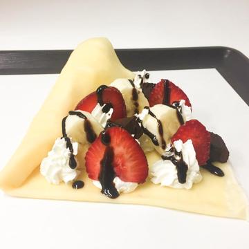 バナナいちご生ショコラクレープ