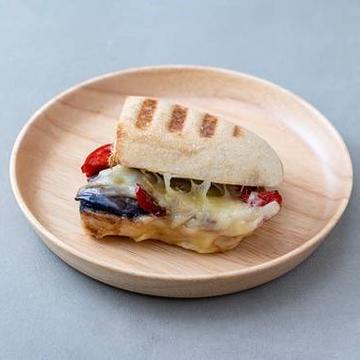 ベジタブルチーズ(ハーフサイズ) Vegetable Cheese (Half Size)