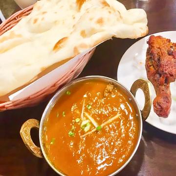 マリカスペシャルセットMalikaSpecialSet (タンドリーチキン、サラダ、ドリンク付き)TandooriChicken/Salad/Drink
