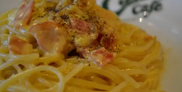サーモンクリームソースパスタ Salmon cream pasta