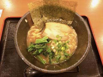 家系豚骨醤油ラーメン