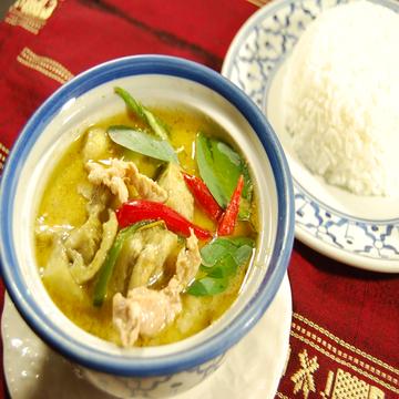 グリーンカレー+ジャスミンライス付き