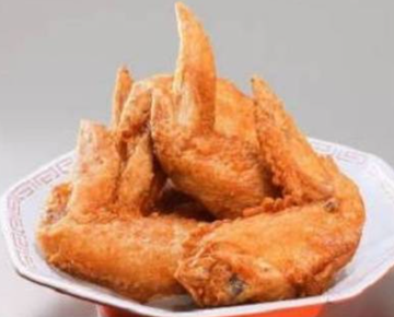 手羽先の唐揚げ(炸翅)